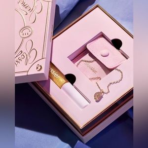 NEW Glossier Limited Edition Gold Kit / Lipgloss & 14K Plated Necklace